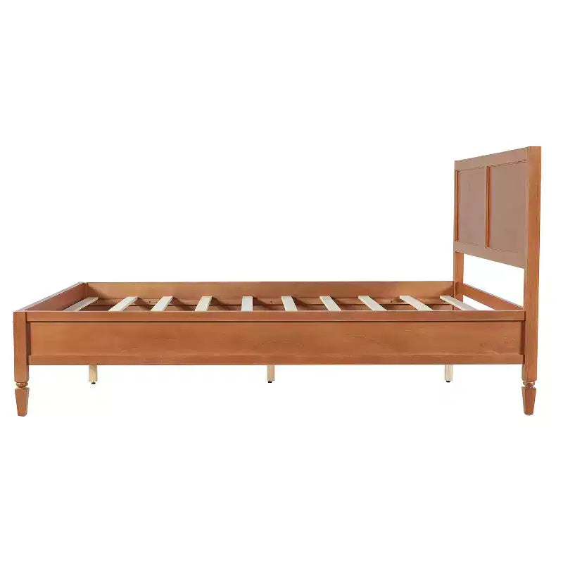 Struttura letto moderna in legno con testiera a pannelli – Queen e King