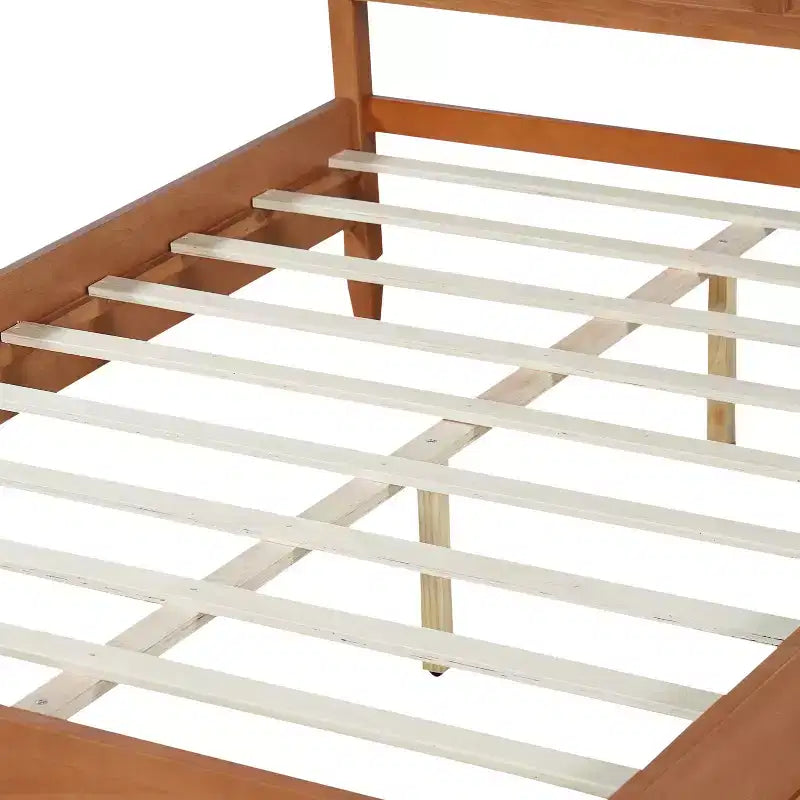 Struttura letto moderna in legno con testiera a pannelli – Queen e King
